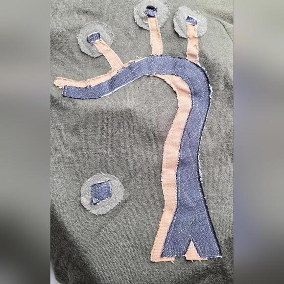 Smoking Lily Artsy Mid length Skirt With Handcrafted Fabric Appliques Med. - Picture 4 of 5